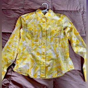 Vintage looking, modern cowboy snap shirt